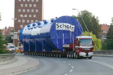 AutoklavenTransport durch Max Goll