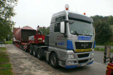 OL-Trans mit 67 t Dampfkessel