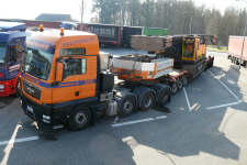 Transport einer Junttan PM 26 Ramme