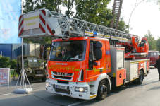 Drehleiter auf Iveco Magirus der BF Hamburg